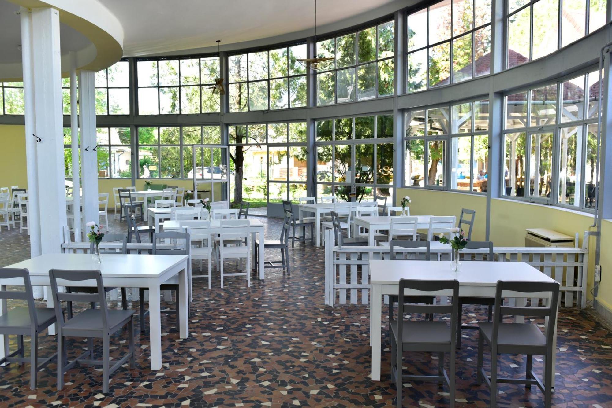 Zama Hotel Zamárdi Exterior foto